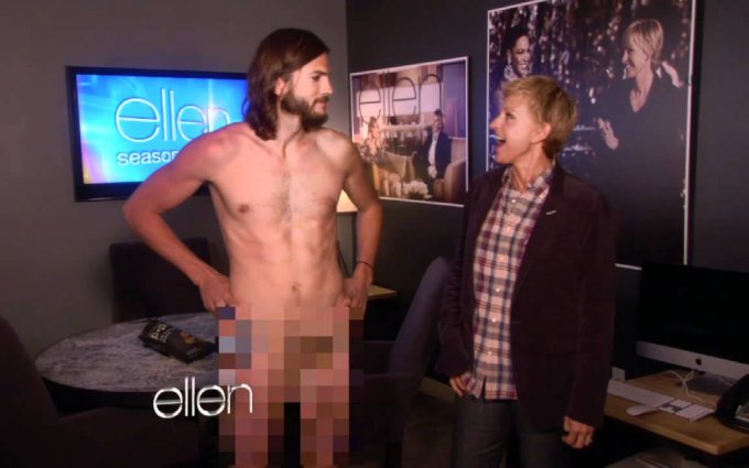 Ashton Kutcher Gets Naked