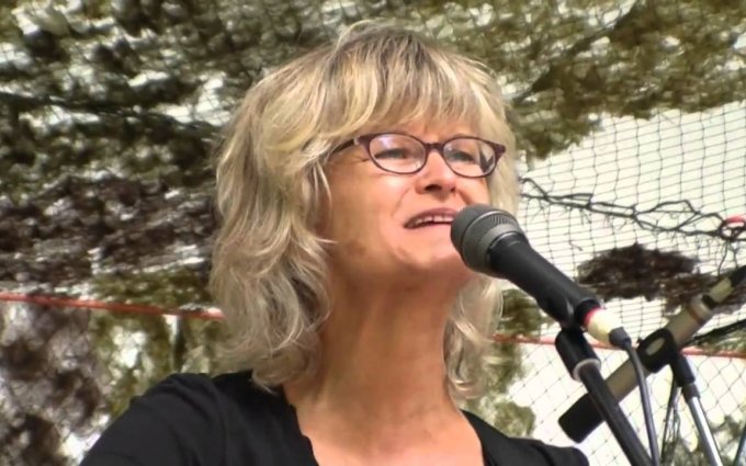 Pavlína Jíšová a přátelé (Live) "Matka a dcera" 19.6.2010 V.Skořepa CŠV