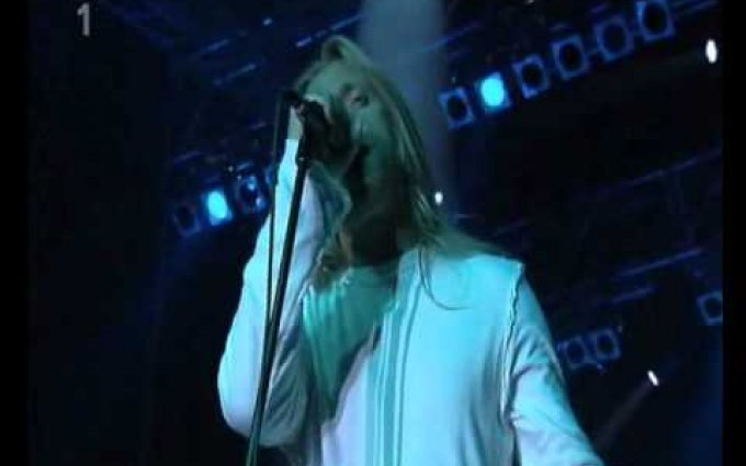 Michal Pavlíček + Kamil Stříhavka - Země vzdálená