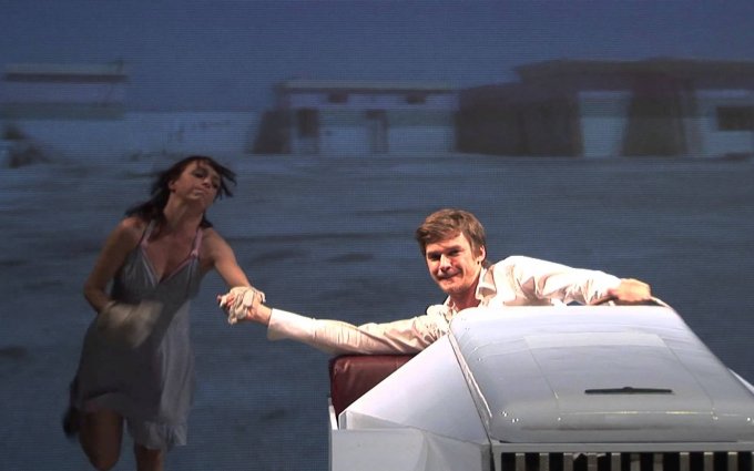 BLÁZNIVÝ PETŘÍČEK - TRAILER