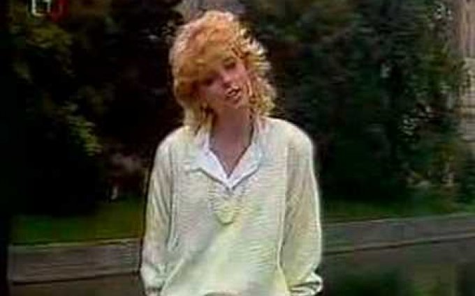 Iveta Bartošová - Málo me zná 1987