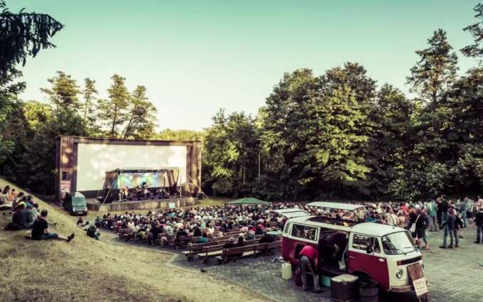 Na jednom břehu 2016  pozvánka