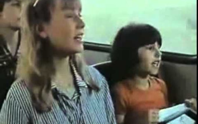 Pohlaď kočce uši (1985) - ukázka