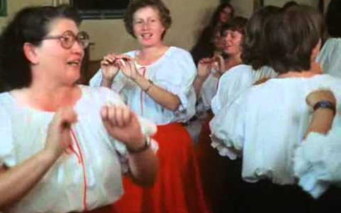 Slunce, seno, jahody - já mám doma koně vranýho