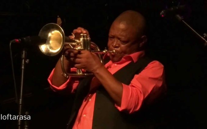 Hugh Masekela & Larry Willis - You Make Me Feel Brand New (2013-11-08 - Mannheim)