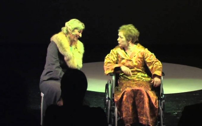 Éva Pataki  - EDITH A MARLENE