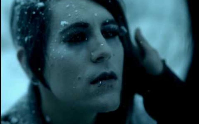 AFI - Love Like Winter