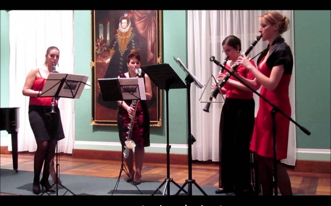 Cantarina Clarinete/ Jaroslav Ježek-Bugatti step