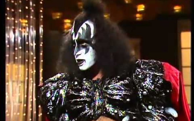 Gene Simmons and Ace Frehley on the don lane show a suprise visit 1980