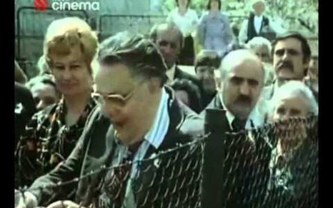 Půl domu bez ženicha (1980) - ukázka