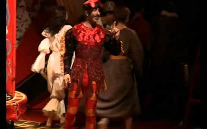 Studio Ypsilon: Praha stověžatá