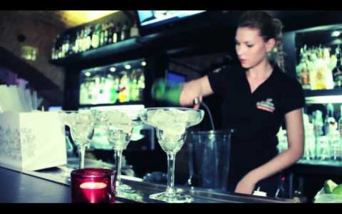 ALIBI. COCKTAIL & MUSIC BAR