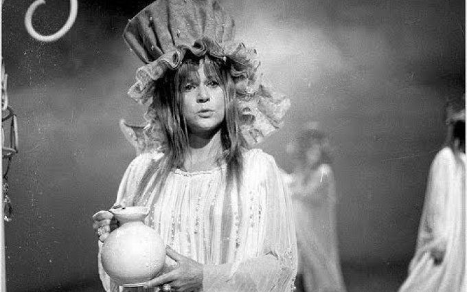 Jaroslava Adamová (15. 3. 1925 - 16. 6. 2012)