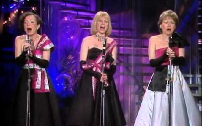 česká směs Beatles (1988) - Jitka Molavcová, Hana Maciuchová, Kateřina Macháčková, Kamila Magálová