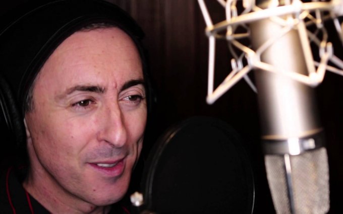 Alan Cumming sings "Why"