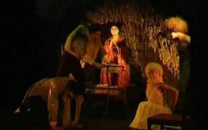 Spříznění volbou Dejvické divadlo