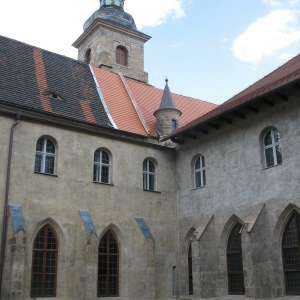 zapadoceske-muzeum-plzen-cirkevni-hlavni.JPG
